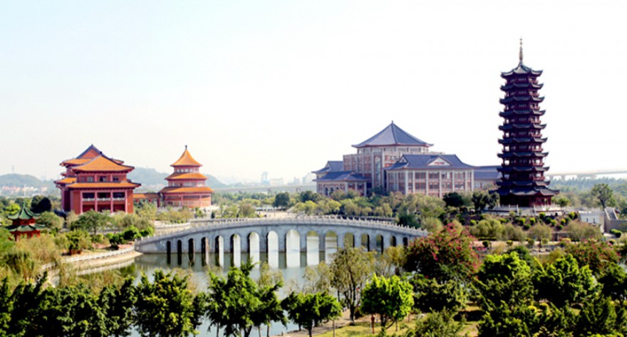 逻科斯考研：欢迎学子报考南方医科大学研究生！