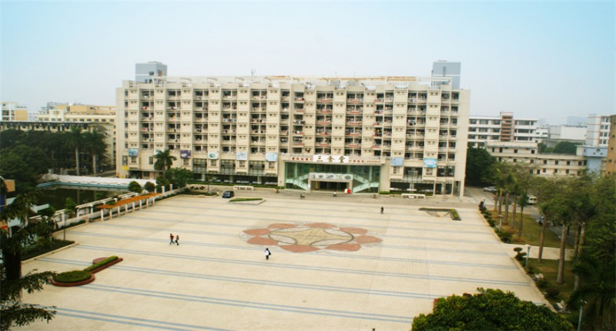 逻科斯考研：欢迎学子报考广西财经学院研究生！