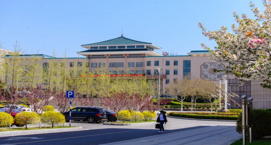 逻科斯考研：欢迎学子报考大连民族大学研究生！