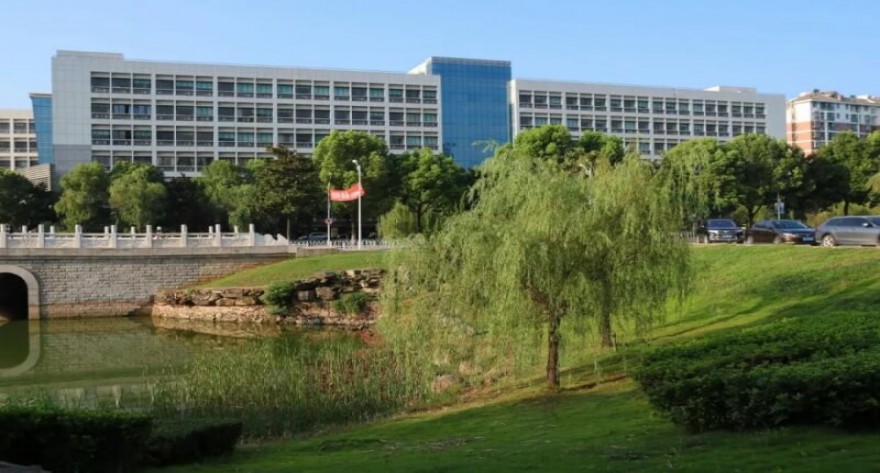 逻科斯考研：欢迎学子报考中南财经政法大学研究生！