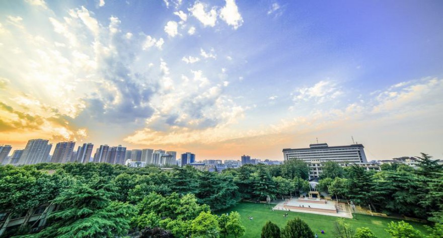 逻科斯考研：欢迎学子报考西北大学研究生！