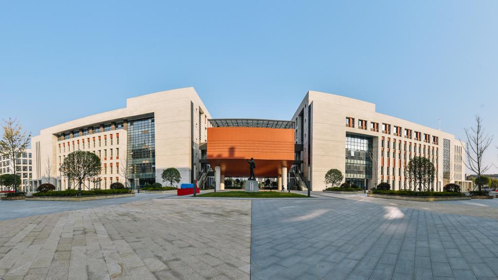 逻科斯考研：欢迎学子报考中国地质大学（武汉）研究生！