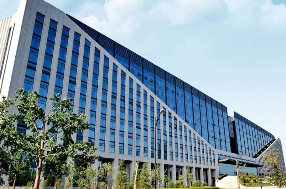 逻科斯考研：欢迎学子报考中国人民解放军战略支援部队信息工程大学研究生！